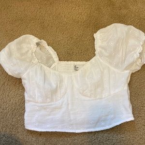 Hollister women’s white top